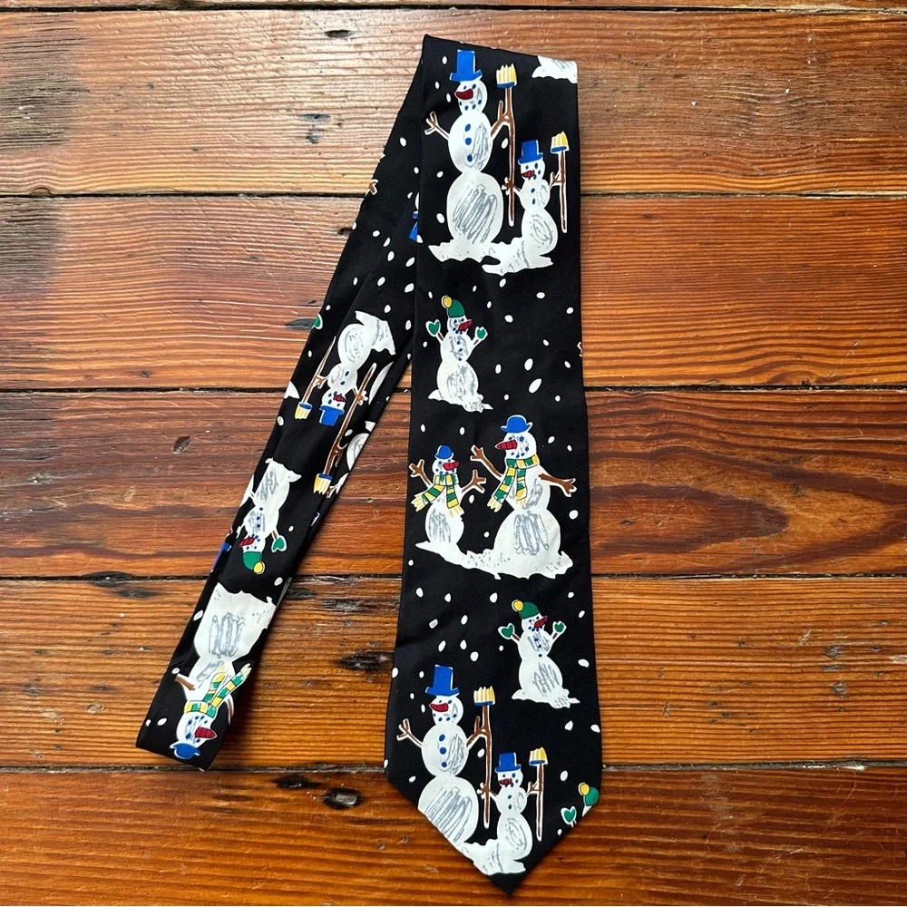 Vintage 90s Salant x Save the Children snowman tie